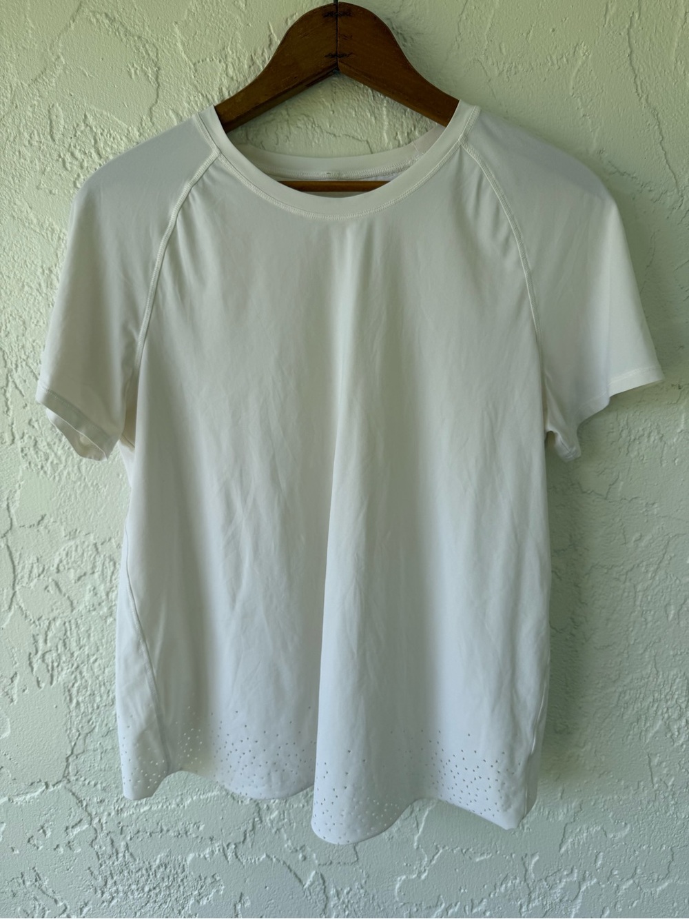 lululemon athletica White Short-Sleeve Crewneck Tee
